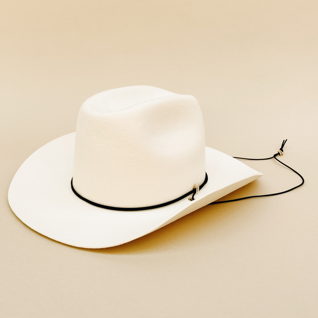 The Ezra Hat in Off White from Van Palma.
